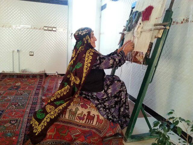 -a4RiRQ0A_-OSvTlNrPjqw