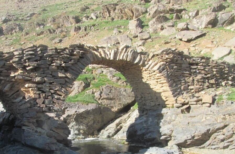 پُل ۶۰۰ ساله بوکان نیازمند مرمت فوری است