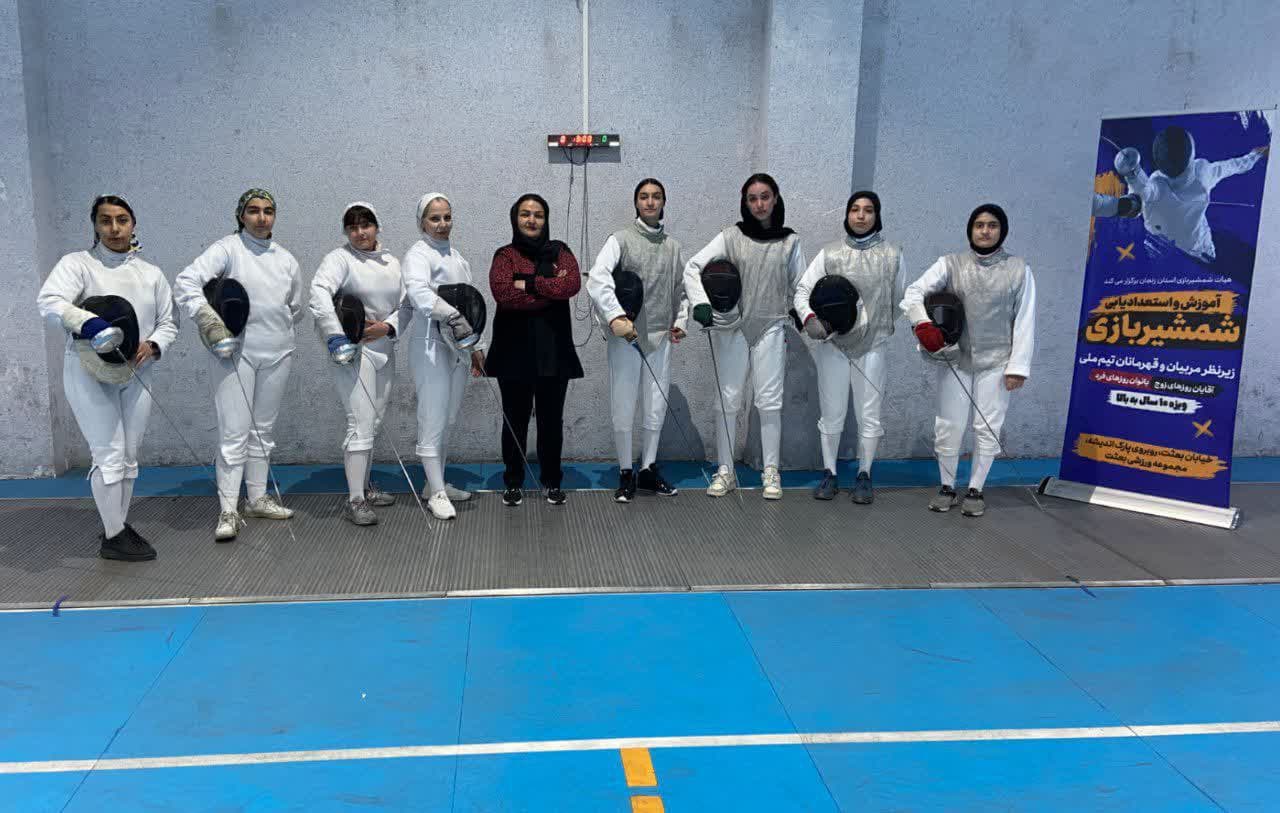 شمشیرداران زنجانی در مسابقات قهرمانی کشور