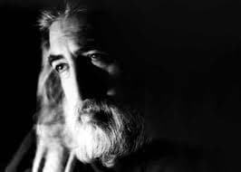 حسین منزوی؛ غزلسرایی از تبار عشق