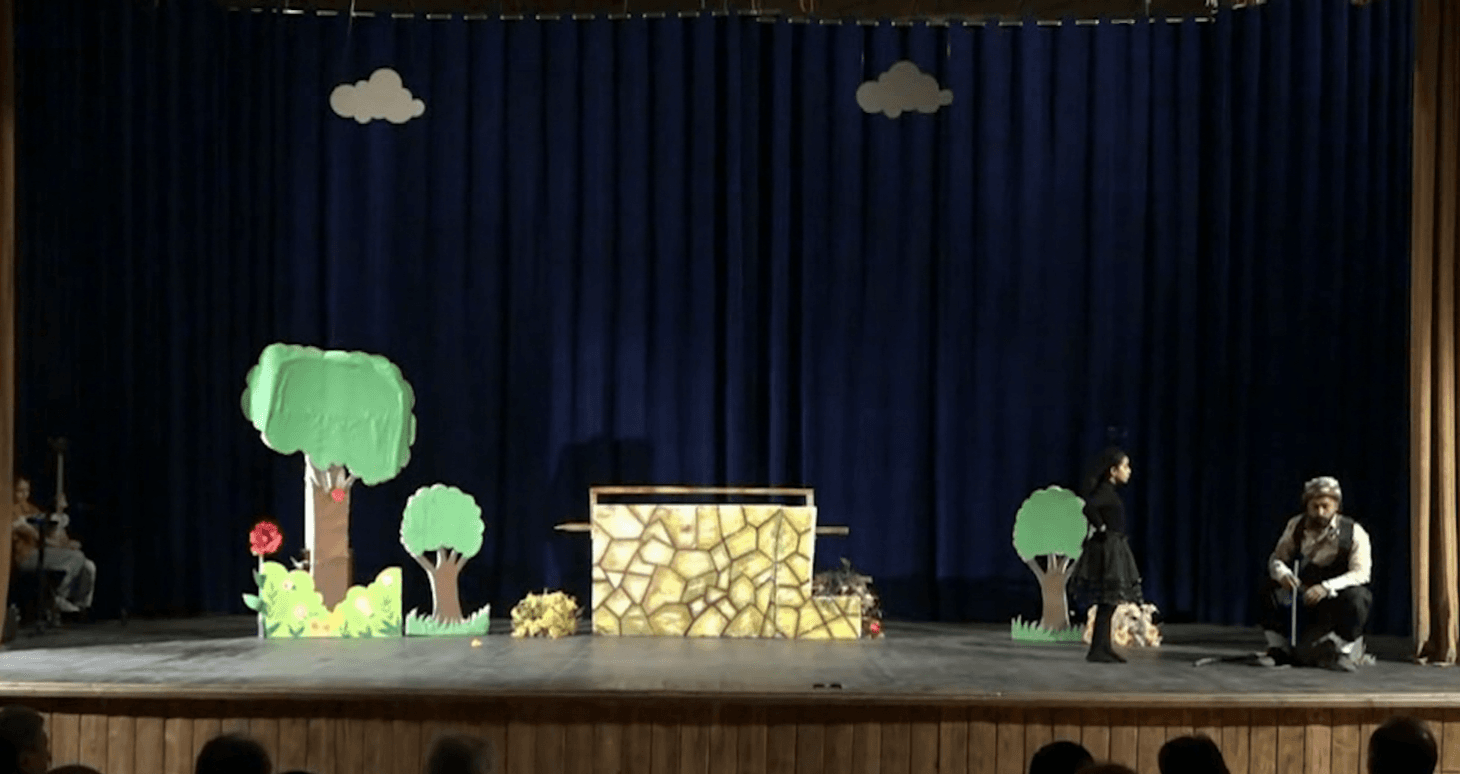 جشنواره منطقه ای تئاتر ساوالان به میزبانی مشگین شهر آغاز شد.