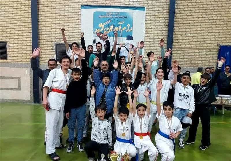 زنجان بر قله رزم‌آوری کشور ایستاد!