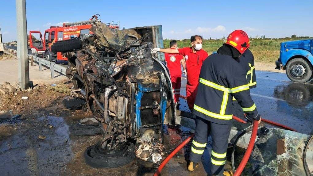 واژگونی نیسان جونیور در محور ارومیه به تبریز یک فوتی و یک مصدوم برجا گذاشت