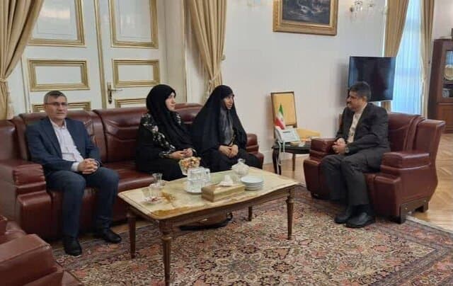 وابسته فرهنگی