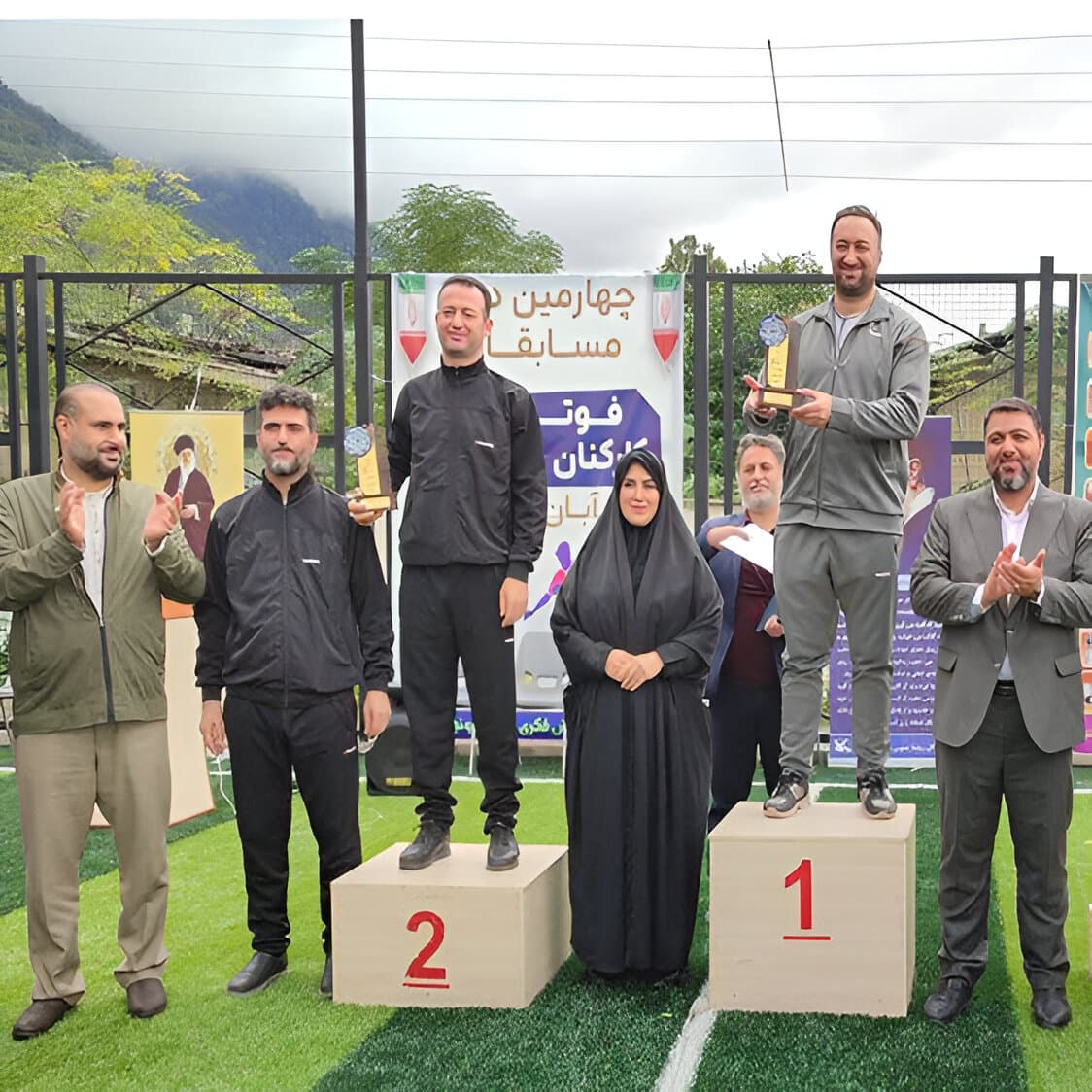 جام در دستان تبریزی‌ها