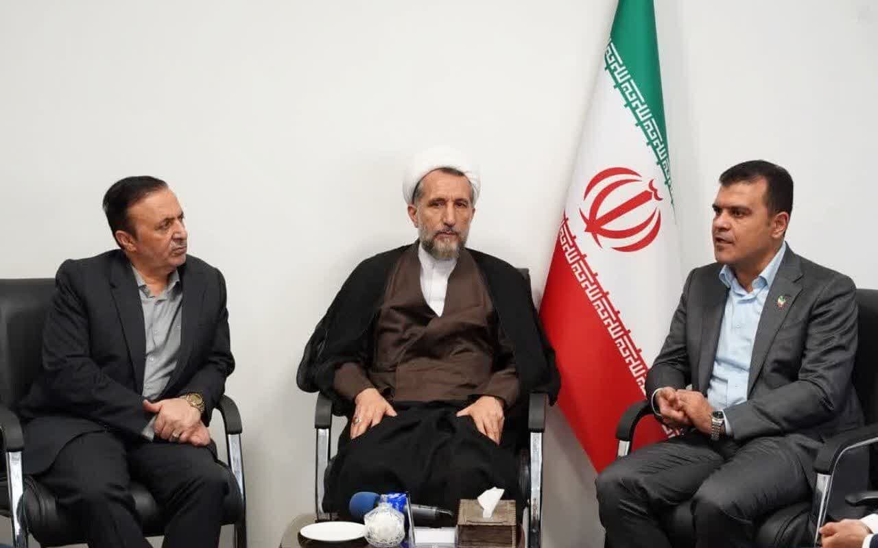 چشمه نور قزوین می‌تواند چشم فناوری ایران باشد