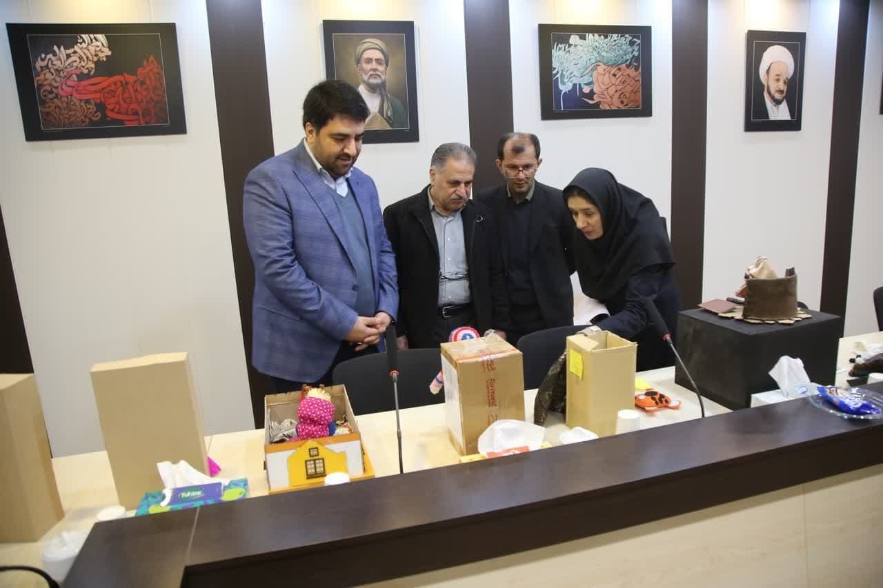 داوری استانی آثار راه یافته به نهمین جشنواره جایزه فیروزه