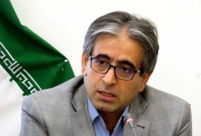 تاریخ، تجربه زیسته‌ای است که باید چراغ راه آینده باشد 