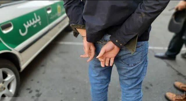 قاتل متواری