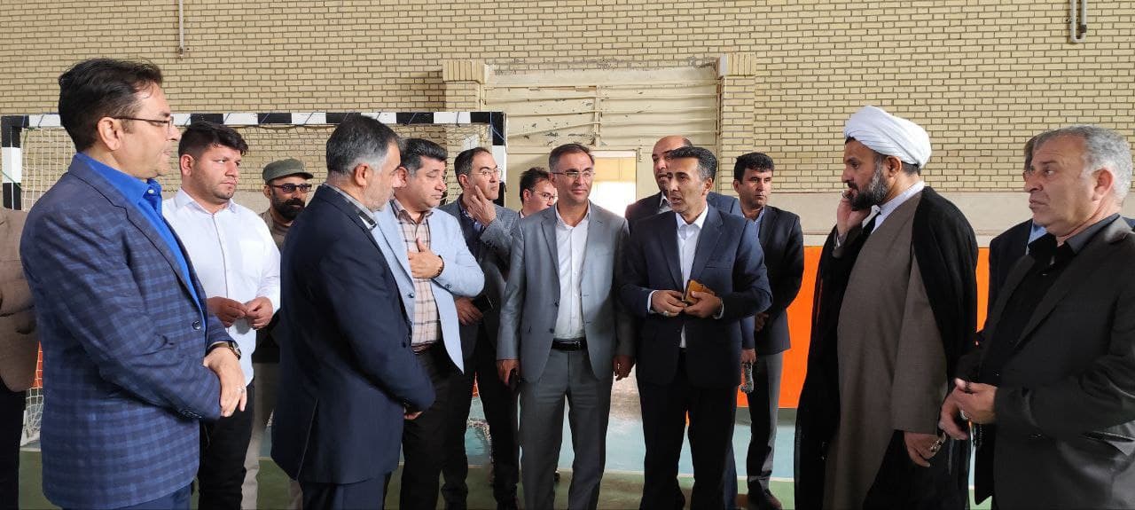 بررسی آخرین وضعیت پروژه‌های ورزشی بناب توسط مدیرکل ورزش و جوانان آذربایجان شرقی