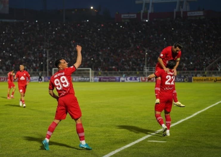 تراکتور ۳ ملوان صفر؛ صدر سرخ باقی ماند