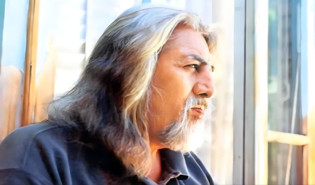 حسین منزوی: شاعری که زنجان را به پایتخت غزل تبدیل کرد