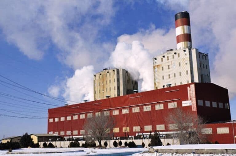 وزیر کار: طرح بازتوانی نیروگاه تبریز ۱۸ماهه به پایان میرسد