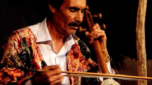 روایت یک صدا از دل ایل قشقایی؛ آشیق مرادقلی ابراهیمی